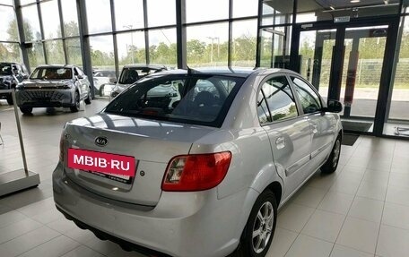 KIA Rio II, 2010 год, 649 000 рублей, 6 фотография