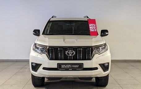 Toyota Land Cruiser Prado 150 рестайлинг 2, 2021 год, 7 250 000 рублей, 2 фотография