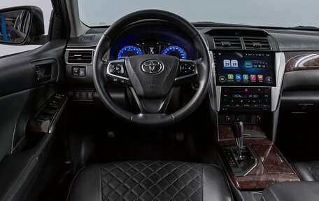 Toyota Camry, 2015 год, 1 899 000 рублей, 17 фотография