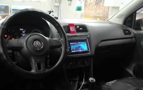 Volkswagen Polo VI (EU Market), 2010 год, 441 000 рублей, 4 фотография