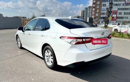 Toyota Camry, 2020 год, 3 050 000 рублей, 6 фотография