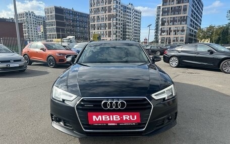 Audi A4, 2019 год, 2 600 000 рублей, 2 фотография