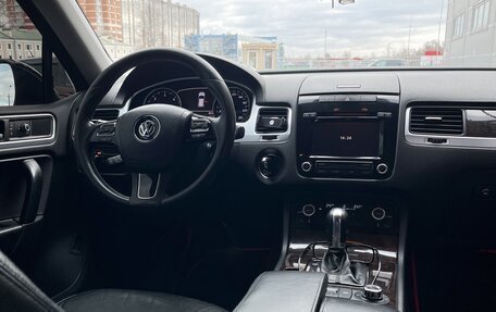 Volkswagen Touareg III, 2011 год, 1 750 000 рублей, 7 фотография