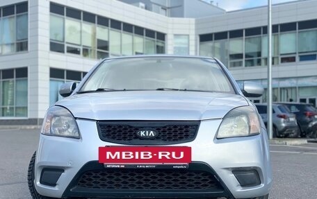 KIA Rio II, 2011 год, 685 000 рублей, 2 фотография