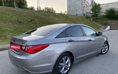 Hyundai Sonata VI, 2010 год, 1 480 000 рублей, 2 фотография