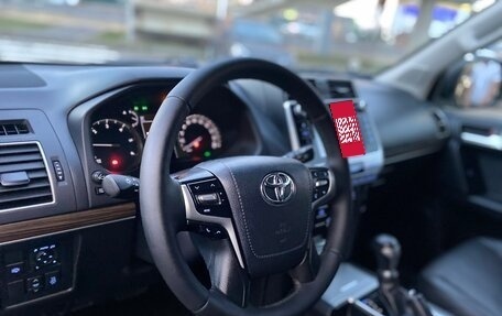 Toyota Land Cruiser Prado 150 рестайлинг 2, 2018 год, 4 555 000 рублей, 14 фотография