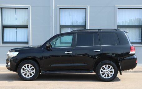 Toyota Land Cruiser 200, 2018 год, 5 555 000 рублей, 8 фотография