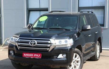 Toyota Land Cruiser 200, 2018 год, 5 555 000 рублей, 1 фотография