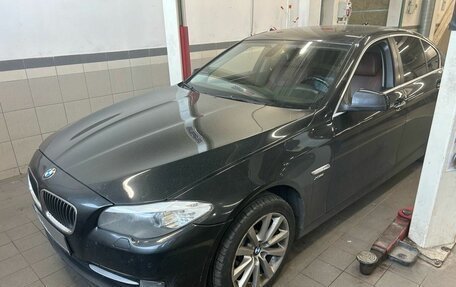 BMW 5 серия, 2012 год, 2 047 000 рублей, 1 фотография