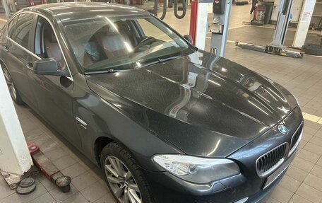 BMW 5 серия, 2012 год, 2 047 000 рублей, 2 фотография