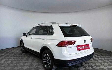 Volkswagen Tiguan II, 2019 год, 3 275 000 рублей, 7 фотография