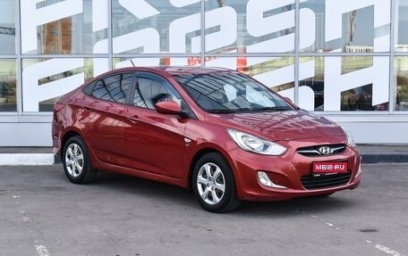 Hyundai Solaris II рестайлинг, 2013 год, 999 000 рублей, 1 фотография