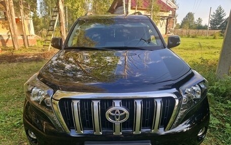 Toyota Land Cruiser Prado 150 рестайлинг 2, 2016 год, 4 600 000 рублей, 1 фотография