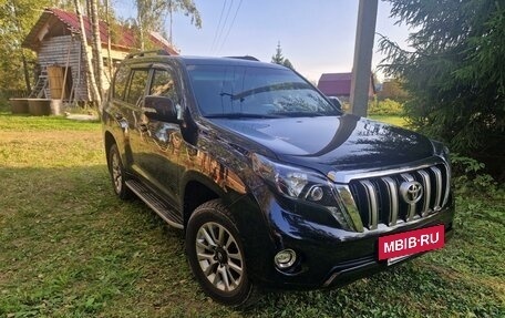 Toyota Land Cruiser Prado 150 рестайлинг 2, 2016 год, 4 600 000 рублей, 6 фотография