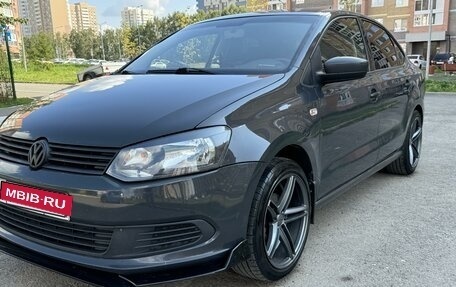 Volkswagen Polo VI (EU Market), 2013 год, 1 000 000 рублей, 2 фотография