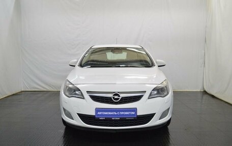 Opel Astra J, 2011 год, 550 000 рублей, 2 фотография