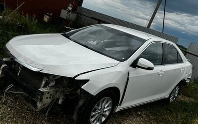 Toyota Camry, 2014 год, 850 000 рублей, 1 фотография