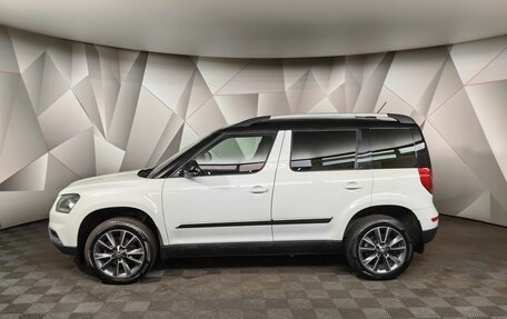 Skoda Yeti I рестайлинг, 2017 год, 1 979 700 рублей, 4 фотография