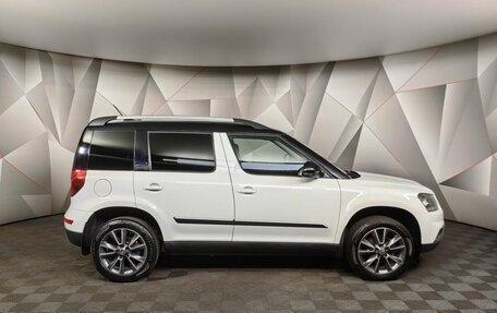 Skoda Yeti I рестайлинг, 2017 год, 1 979 700 рублей, 5 фотография