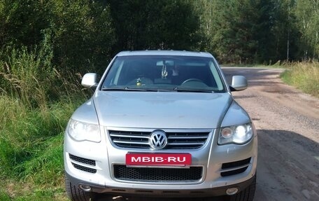 Volkswagen Touareg III, 2007 год, 1 350 000 рублей, 2 фотография