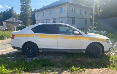 Skoda Rapid I, 2015 год, 650 000 рублей, 3 фотография