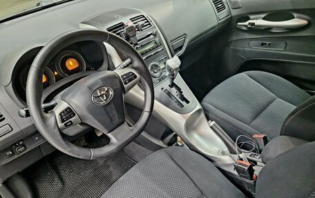 Toyota Auris II, 2011 год, 1 399 000 рублей, 17 фотография