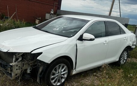 Toyota Camry, 2014 год, 850 000 рублей, 4 фотография