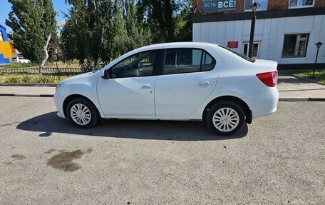 Renault Logan II, 2015 год, 860 000 рублей, 2 фотография