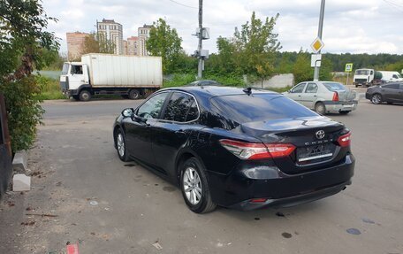 Toyota Camry, 2018 год, 2 150 000 рублей, 5 фотография