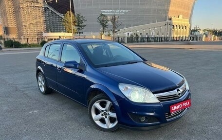 Opel Astra H, 2008 год, 585 000 рублей, 1 фотография