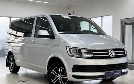 Volkswagen Caravelle T6 рестайлинг, 2019 год, 3 999 000 рублей, 3 фотография