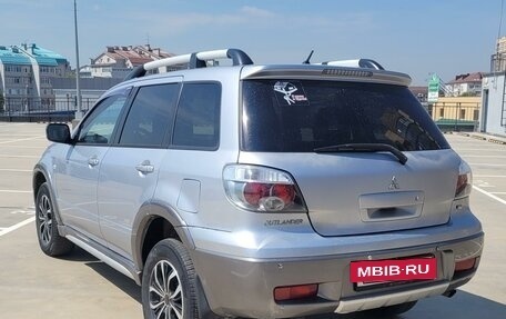 Mitsubishi Outlander III рестайлинг 3, 2005 год, 760 000 рублей, 6 фотография