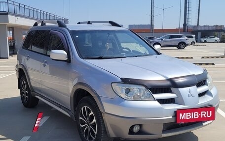 Mitsubishi Outlander III рестайлинг 3, 2005 год, 760 000 рублей, 3 фотография