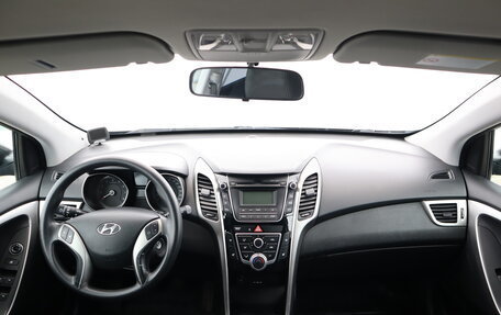 Hyundai i30 II рестайлинг, 2013 год, 1 097 000 рублей, 14 фотография