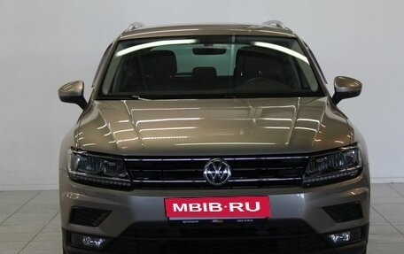 Volkswagen Tiguan II, 2018 год, 2 829 000 рублей, 4 фотография