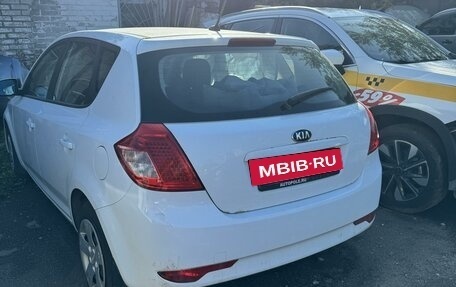 KIA cee'd I рестайлинг, 2011 год, 510 000 рублей, 4 фотография