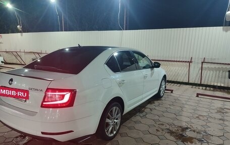 Skoda Octavia, 2017 год, 1 800 000 рублей, 4 фотография