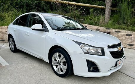 Chevrolet Cruze II, 2013 год, 860 000 рублей, 2 фотография