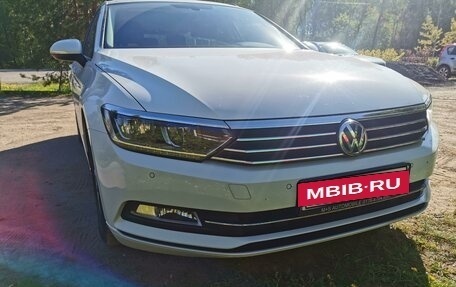 Volkswagen Passat B8 рестайлинг, 2017 год, 2 000 000 рублей, 3 фотография