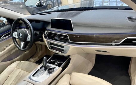 BMW 7 серия, 2019 год, 7 000 000 рублей, 13 фотография