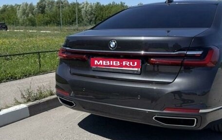 BMW 7 серия, 2019 год, 7 000 000 рублей, 9 фотография