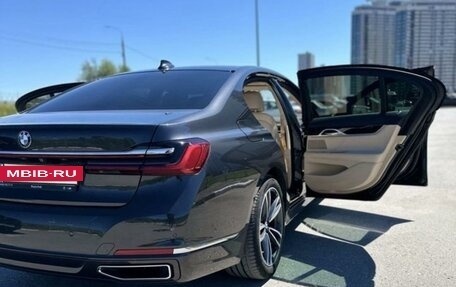 BMW 7 серия, 2019 год, 7 000 000 рублей, 10 фотография