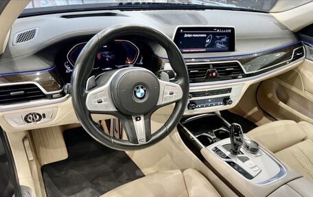 BMW 7 серия, 2019 год, 7 000 000 рублей, 14 фотография