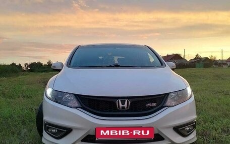 Honda Jade I, 2015 год, 1 680 000 рублей, 4 фотография