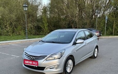 Hyundai Solaris II рестайлинг, 2014 год, 1 199 000 рублей, 2 фотография