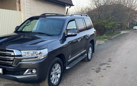 Toyota Land Cruiser 200, 2016 год, 6 500 000 рублей, 1 фотография