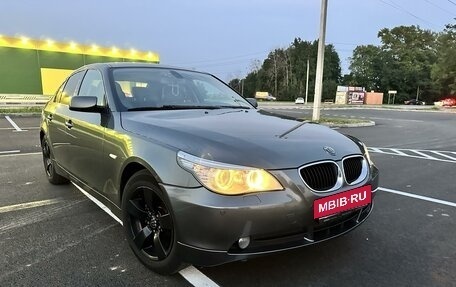 BMW 5 серия, 2004 год, 850 000 рублей, 9 фотография