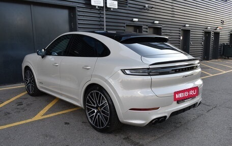 Porsche Cayenne III, 2024 год, 26 900 000 рублей, 3 фотография