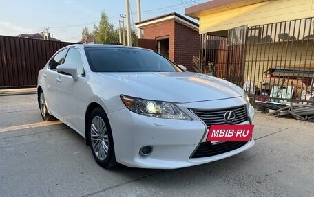 Lexus ES VII, 2013 год, 2 190 000 рублей, 2 фотография