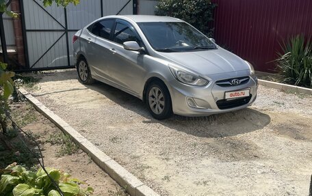 Hyundai Solaris II рестайлинг, 2012 год, 799 000 рублей, 5 фотография